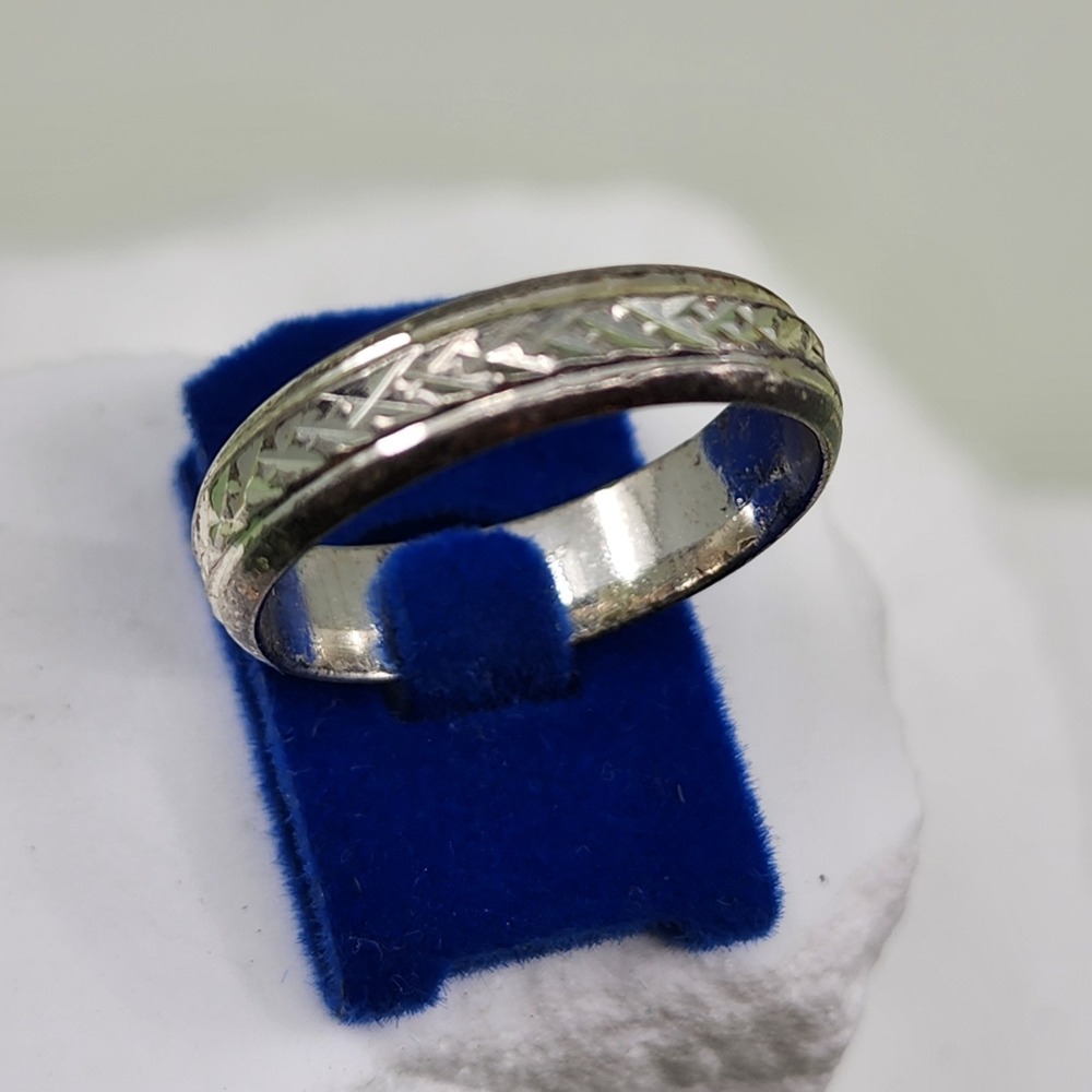 925 Sterling Silver Diamond Cut Geometric Pattern Band Ring Vintage Minimalist